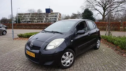 Occasion 2009 Toyota Yaris Hatchback | € 2.945 (Eerlijke prijs)