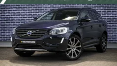 Blauw Gebruikt 2017 Volvo XC60 SUV | € 26.694 (Eerlijke prijs)