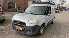 Grijs Gebruikt 2011 Fiat Doblò MPV | € 2.800 (Eerlijke prijs)