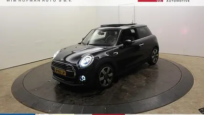 Blauw Occasion 2020 Mini Cooper Hatchback | € 20.940 (Eerlijke prijs)