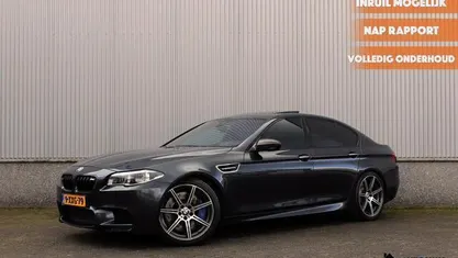 Grijs Occasion 2014 BMW M5 Competition Edition Sedan | € 39.900 (Eerlijke prijs)
