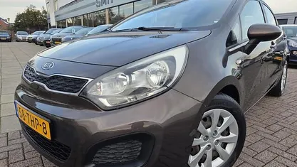 Occasion 2012 Kia Rio Comfort Hatchback | € 5.950 (Eerlijke prijs)