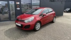 Gebruikt 2014 Kia Rio Comfort Hatchback | € 7.750 (Eerlijke prijs)