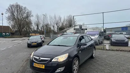 Occasion Opel Astra Edition 140 PK (102 kW) 2011 Zwart Stationwagen