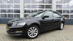 Zwart Gebruikt 2019 Skoda Octavia Business Line Stationwagen | € 15.950 (Eerlijke prijs)