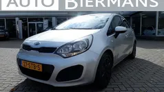 Gebruikt 2011 Kia Rio Hatchback | € 2.850 (Eerlijke prijs)