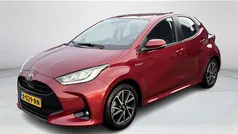 Gebruikt 2021 Toyota Yaris Hybrid Hatchback | € 20.950 (Eerlijke prijs)