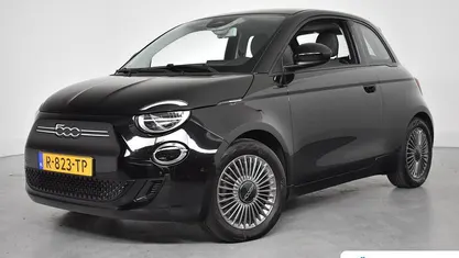 Occasion Fiat 500e Icon 86 kW (118 PK) 2022 Zwart Hatchback
