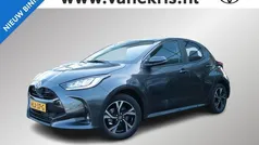 Grijs Nieuw 2025 Toyota Yaris Comfort Hatchback | € 30.999 (Eerlijke prijs)