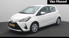 Gebruikt 2020 Toyota Yaris Hybrid Active Hatchback | € 17.440 (Eerlijke prijs)
