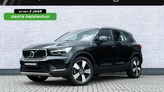 Zwart Gebruikt 2021 Volvo XC40 Momentum SUV | € 26.889 (Super prijs)