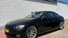 Zwart Gebruikt 2008 BMW 335 Coupé | € 12.500 (Goede deal)