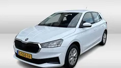 Wit Gebruikt 2023 Skoda Fabia Ambition Hatchback | € 15.450 (Goede deal)