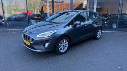 Grijs (metallic) Occasion 2021 Ford Fiesta Titanium X Hatchback | € 13.900 (Eerlijke prijs)