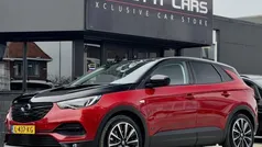 Rood, metallic lak Gebruikt 2021 Opel Grandland X Ultimate SUV | € 24.900 (Eerlijke prijs)