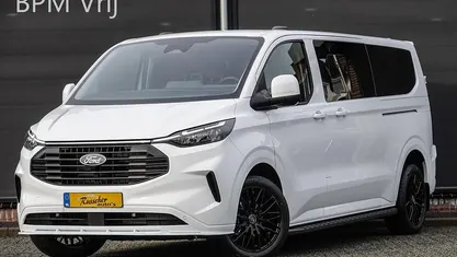 Wit Gebruikt 2024 Ford Transit Custom Limited Stationwagen | € 52.950 (Goede deal)