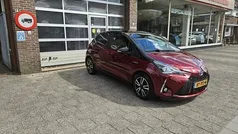 Rood Gebruikt 2019 Toyota Yaris Executive Hatchback | € 15.950 (Eerlijke prijs)
