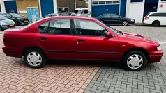 Rood Gebruikt 1997 Nissan Primera Sedan | € 1.567