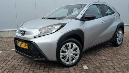 Occasion 2024 Toyota Aygo X Play SUV | € 19.149 (Eerlijke prijs)