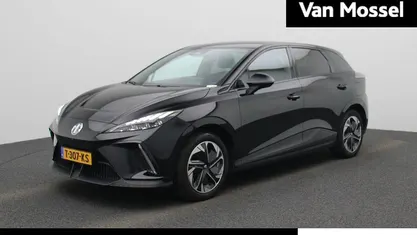 Zwart Gebruikt 2023 MG MG4 EV Luxury Hatchback | € 22.444 (Eerlijke prijs)