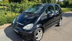 Zwart Gebruikt 2004 Mercedes A140 Elegance MPV | € 1.299 (Eerlijke prijs)