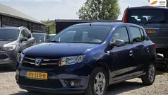 Blauw Gebruikt 2016 Dacia Sandero Anniversary Hatchback | € 5.949 (Eerlijke prijs)