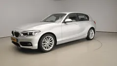 Grijs Gebruikt 2019 BMW 118 Sport Line Hatchback | € 17.900 (Eerlijke prijs)