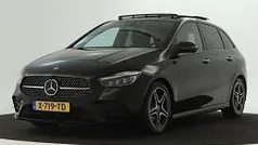 Zwart Gebruikt 2024 Mercedes B200 AMG line MPV | € 39.950 (Goede deal)