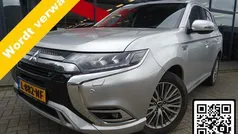 Grijs Gebruikt 2021 Mitsubishi Outlander Intense SUV | € 27.445 (Eerlijke prijs)