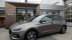 Hatchback Gebruikt 2022 Hyundai i30 Comfort Hatchback | € 19.950 (Eerlijke prijs)