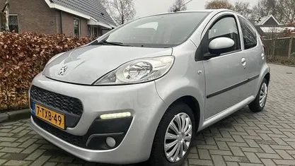Occasion Peugeot 107 Active 68 PK (50 kW) 2014 Grijs Hatchback
