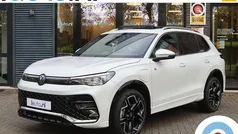 Wit Nieuw 2025 VW Tiguan R-line Edition SUV | € 53.745 (Super prijs)