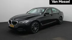 Zwart Gebruikt 2020 BMW 520 Executive Sedan | € 30.900 (Goede deal)