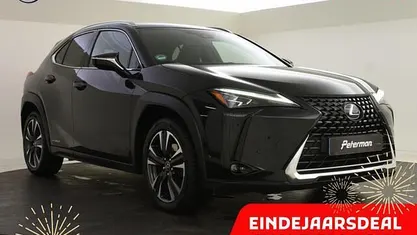 Zwart Gebruikt 2019 Lexus UX 250h Sport Line SUV | € 27.899 (Eerlijke prijs)