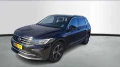 Zwart Gebruikt 2021 VW Tiguan Business SUV | € 29.990 (Super prijs)