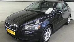 Zwart Gebruikt 2004 Volvo S40 Sedan | € 3.945 (Eerlijke prijs)