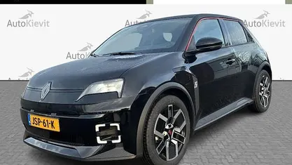 Nieuw Renault R5 Komfort 110 kW (150 PK) 2026 Zwart Hatchback