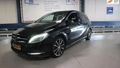 Zwart Gebruikt 2013 Mercedes B220 Prestige MPV | € 6.250 (Goede deal)