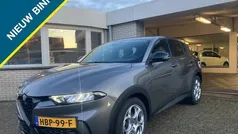 Gebruikt 2022 Alfa Romeo Tonale Sprint SUV | € 31.950 (Eerlijke prijs)