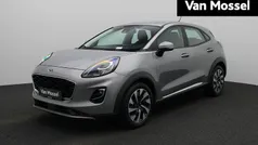 Grijs, metallic lak Gebruikt 2023 Ford Puma Titanium SUV | € 23.900 (Goede deal)