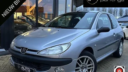 Grijs Gebruikt 2000 Peugeot 206 Hatchback | € 1.145 (Eerlijke prijs)