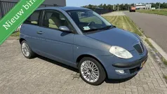 Grijs Gebruikt 2004 Lancia Ypsilon Hatchback | € 1.450 (Eerlijke prijs)