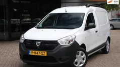 Wit Gebruikt 2018 Dacia Dokker Essentiel Van | € 7.950 (Goede deal)