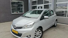 Grijs Gebruikt 2013 Toyota Yaris Hatchback | € 8.950 (Goede deal)