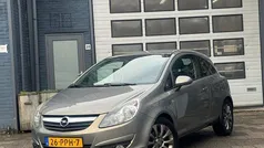 Bruin Gebruikt 2011 Opel Corsa Color Edition Hatchback | € 2.395 (Eerlijke prijs)