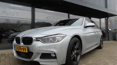 Grijs, metallic lak Gebruikt 2015 BMW 320 M Sport Stationwagen | € 13.999 (Eerlijke prijs)