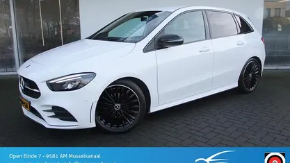 Wit Occasion 2023 Mercedes B180 Business MPV | € 24.950 (Super prijs)