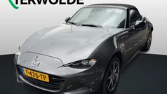 Grijs Gebruikt 2023 Mazda MX5 Luxury Cabriolet | € 32.795 (Eerlijke prijs)