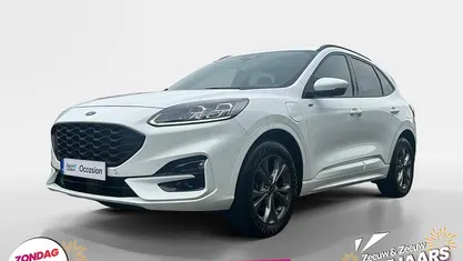 Frozen white (licht wit) Gebruikt 2021 Ford Kuga ST-Line X SUV | € 21.190 (Goede deal)