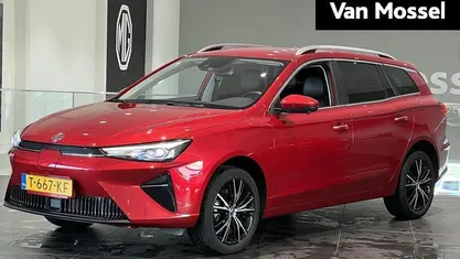 Rood Occasion 2023 MG MG5 EV Long Range Luxury Stationwagen | € 21.995 (Eerlijke prijs)